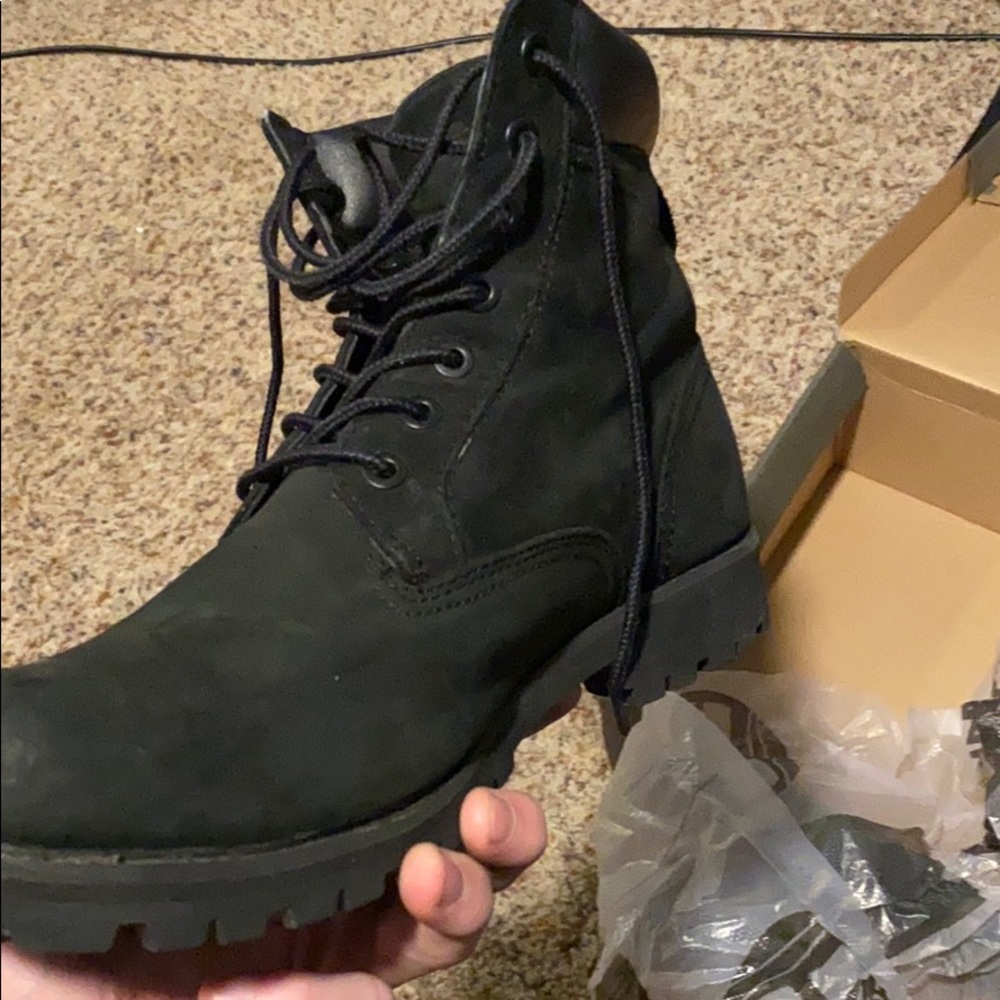 Black Timberland Boots